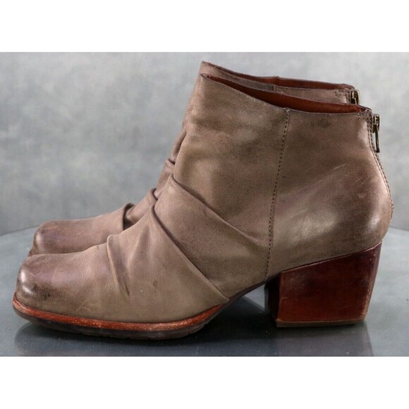 Kork Ease Women's Heeled Slouch Booties Boots Size 9 Leather K41417 - Picture 2 of 12